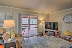 Hot Springs Townhome with Deck and 7 Golf Courses